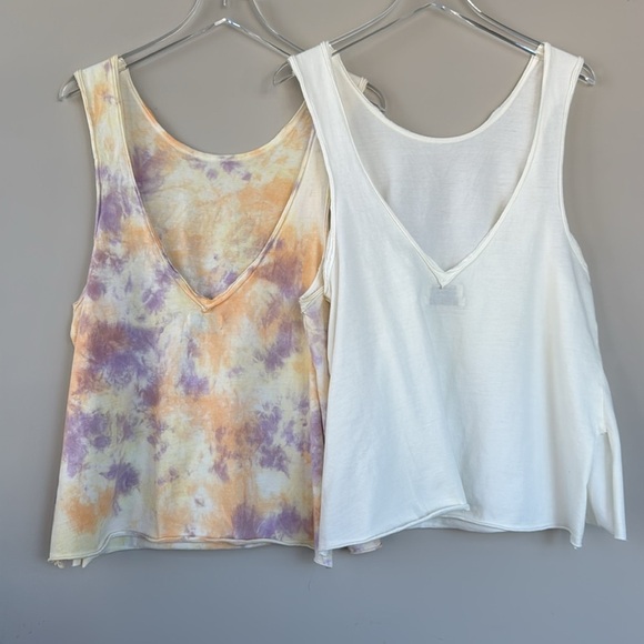 Urban Outfitters Cotton Tank Top Bundle Size Small - Picture 2 of 8